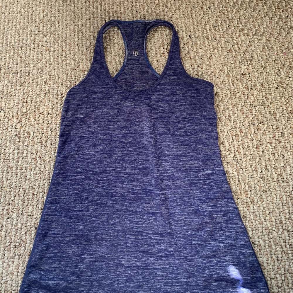 Lululemon tank